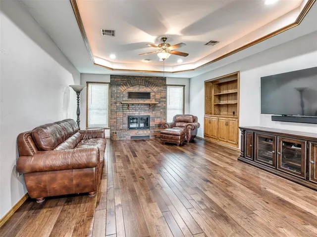 Photo 7 — 517 S 10th Avenue, Stroud, OK 74079