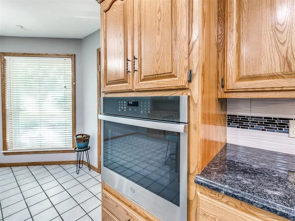 Photo 18 — 517 S 10th Avenue, Stroud, OK 74079