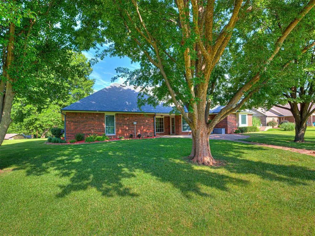 Photo 40 — 517 S 10th Avenue, Stroud, OK 74079
