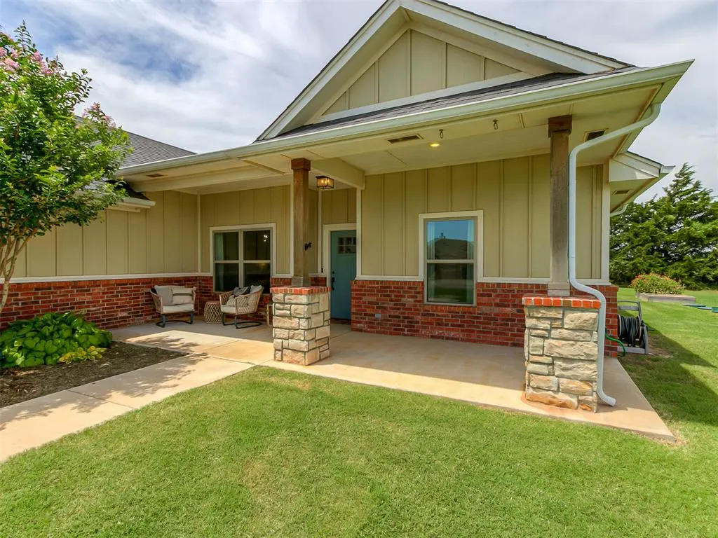 Photo 4 — 25380 Peridot Place, Cashion, OK 73016