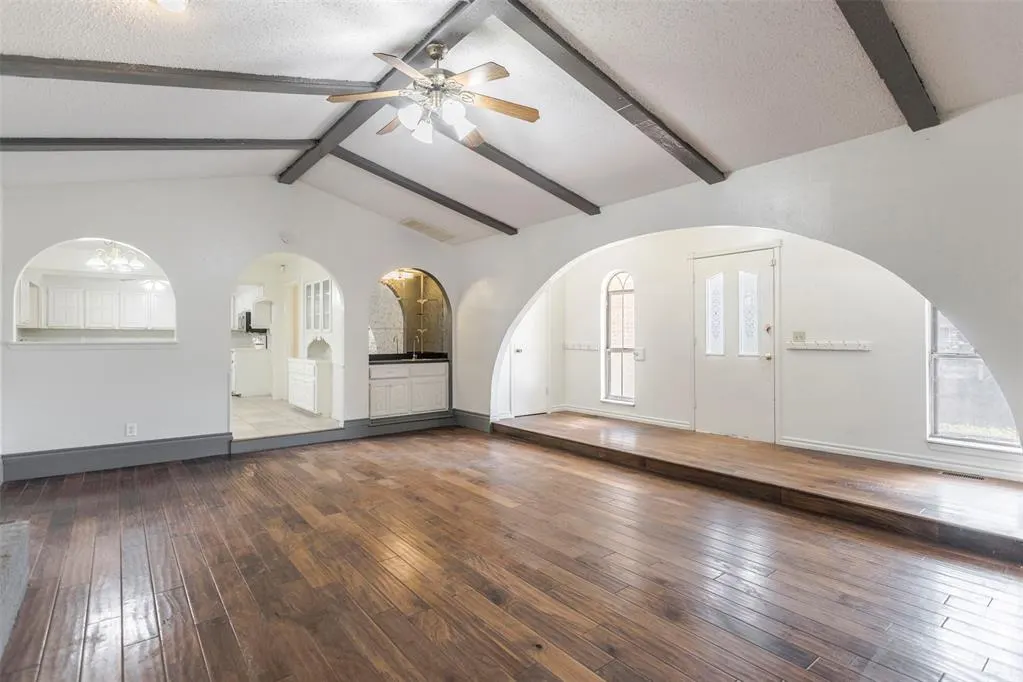 Photo 5 — 9817 Grimsbey Court, Oklahoma City, OK 73159