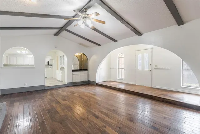 Photo 5 — 9817 Grimsbey Court, Oklahoma City, OK 73159