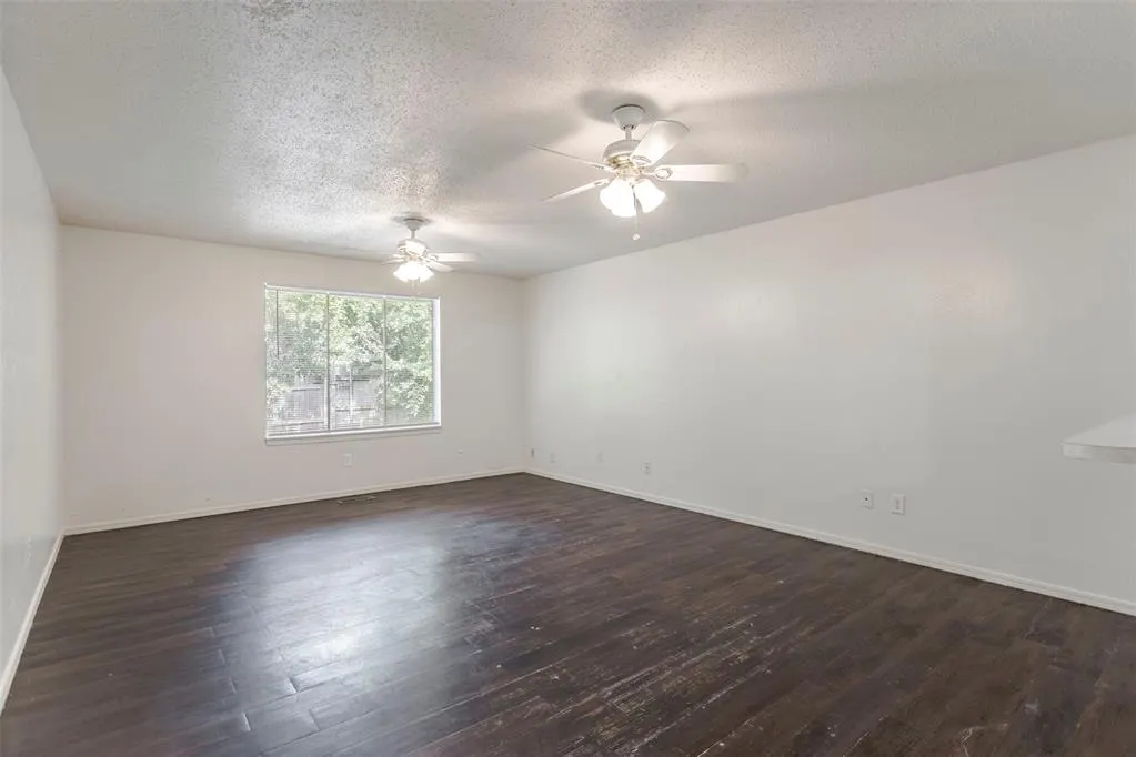 Photo 28 — 9817 Grimsbey Court, Oklahoma City, OK 73159