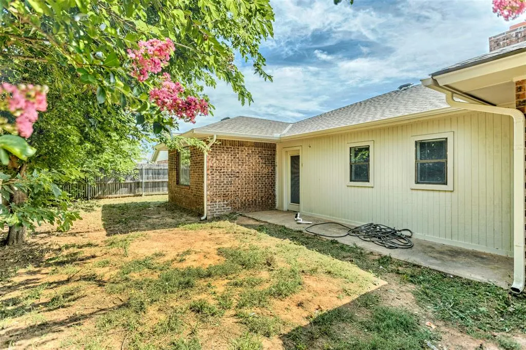 Photo 36 — 9817 Grimsbey Court, Oklahoma City, OK 73159