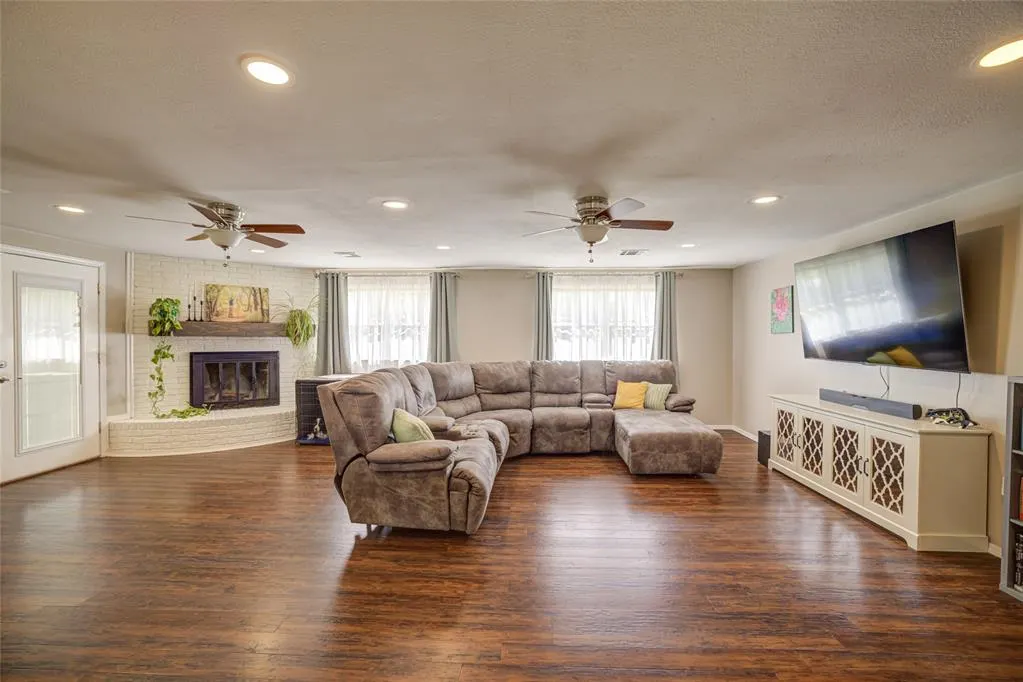 Photo 7 — 2704 Janene Street, Harrah, OK 73045