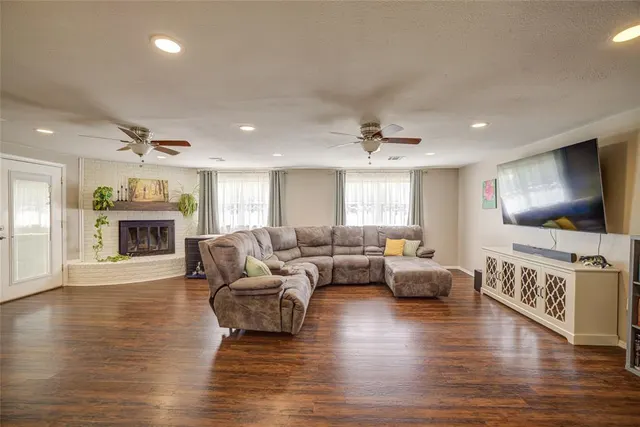 Photo 7 — 2704 Janene Street, Harrah, OK 73045