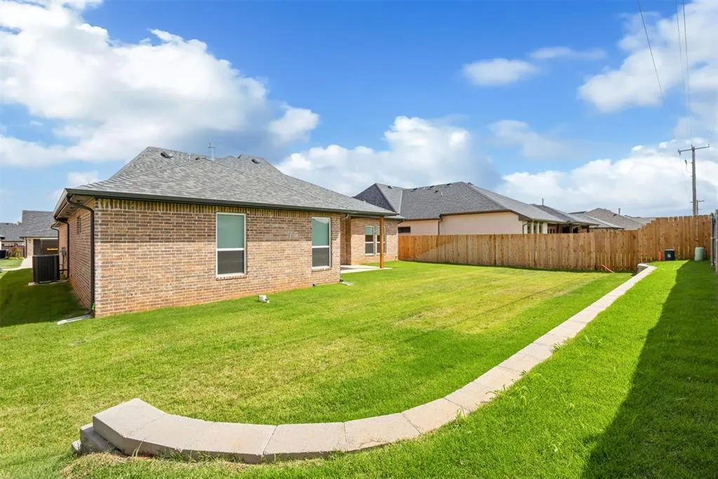 Photo 38 — 12805 Cobblestone Curve Road, Oklahoma City, OK 73142