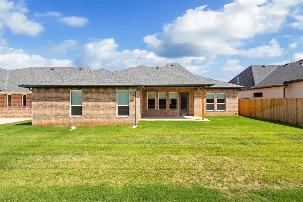 Photo 39 — 12805 Cobblestone Curve Road, Oklahoma City, OK 73142