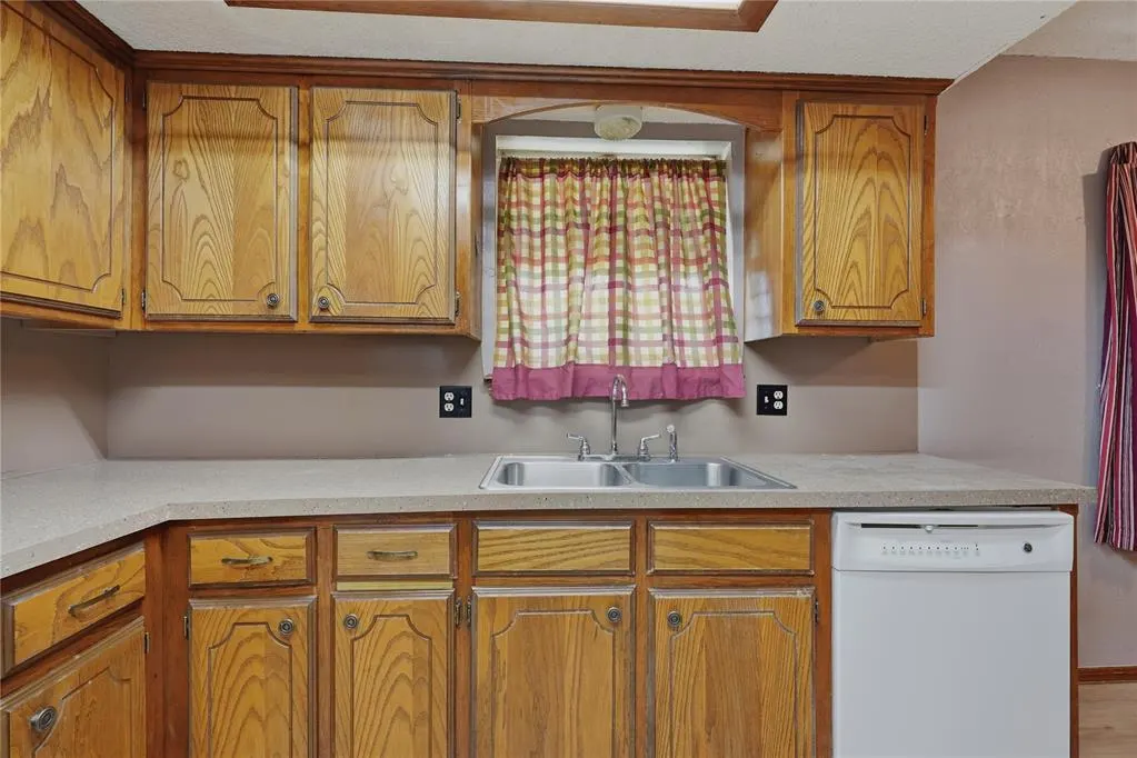 Photo 14 — Address unavailable, Choctaw, OK 73020
