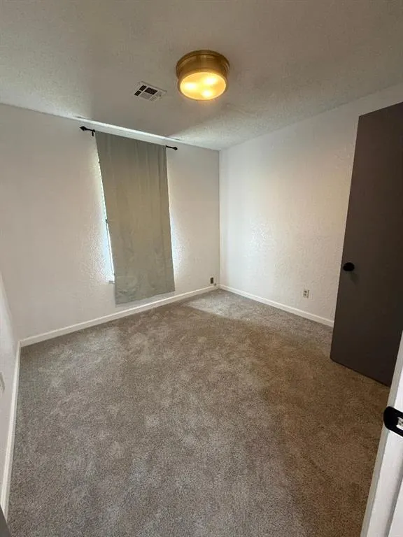 Photo 16 — 2005 Eastridge Place, Oklahoma City, OK 73141