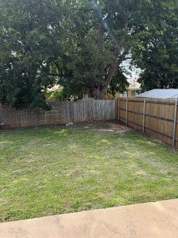 Photo 21 — 2005 Eastridge Place, Oklahoma City, OK 73141
