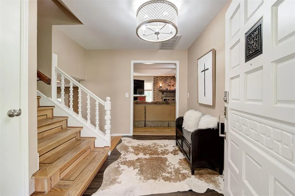 Photo 3 — 1716 W David Drive, Mustang, OK 73064
