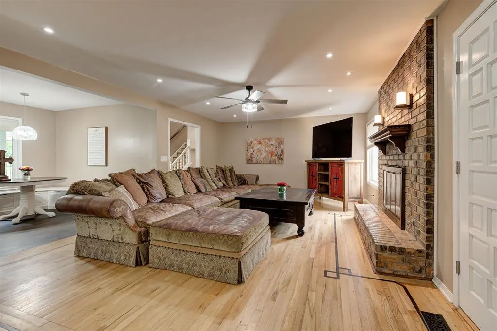 Photo 5 — 1716 W David Drive, Mustang, OK 73064