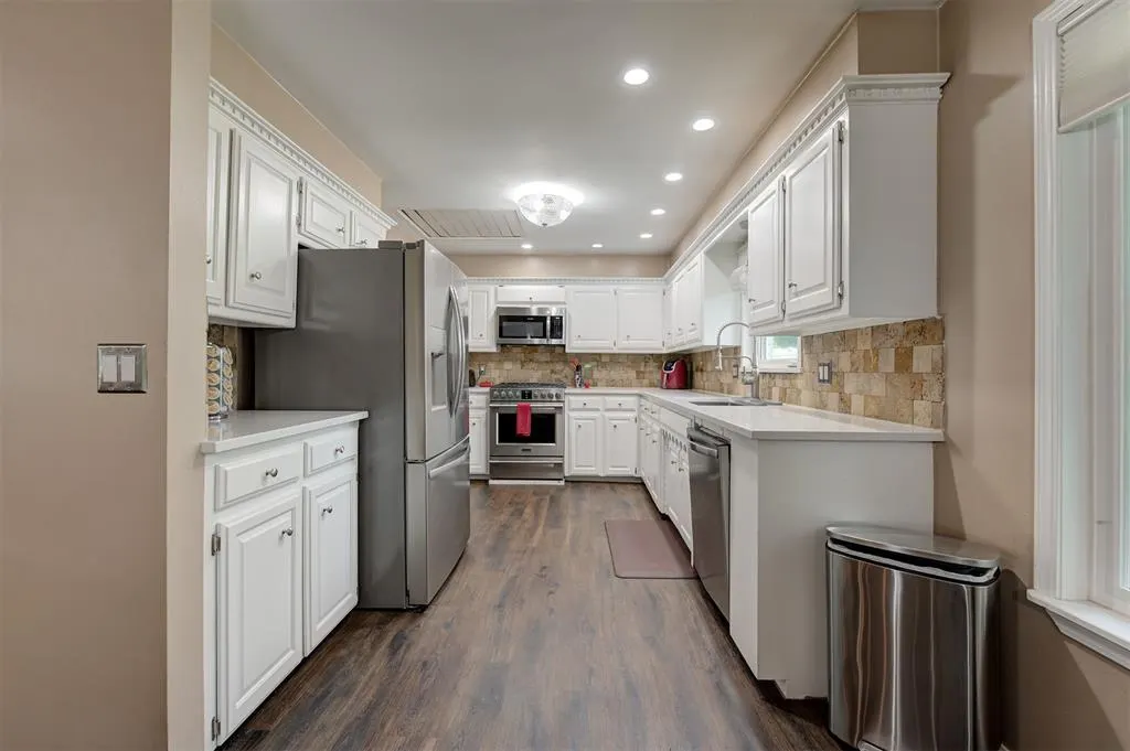 Photo 9 — 1716 W David Drive, Mustang, OK 73064