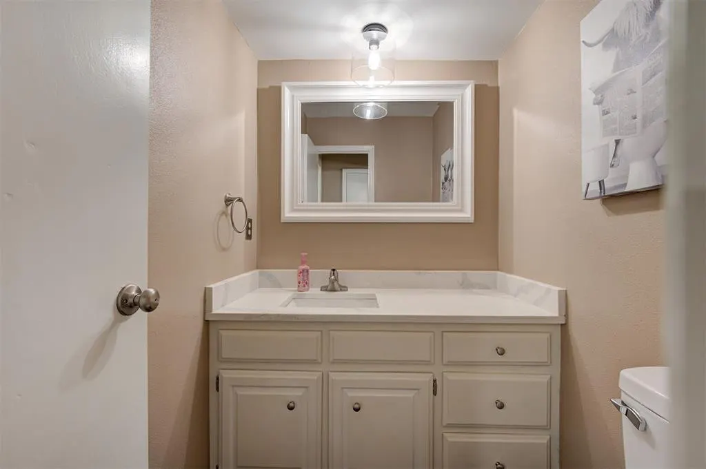 Photo 14 — 1716 W David Drive, Mustang, OK 73064