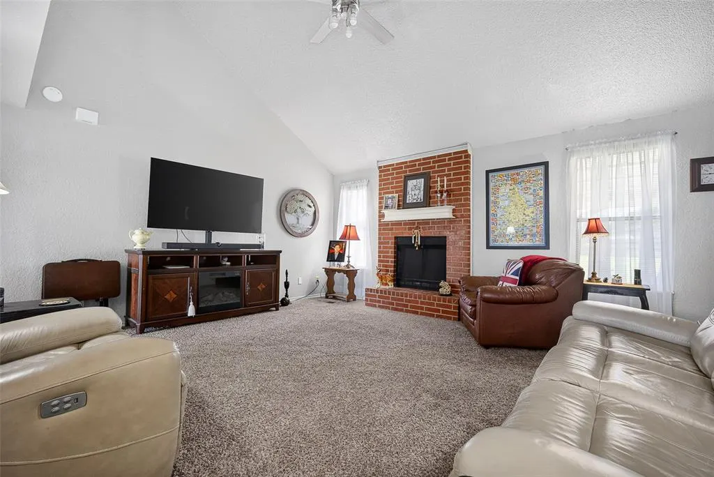 Photo 15 — 10100 Donna Court, Oklahoma City, OK 73162