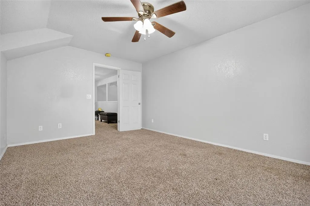 Photo 17 — 10100 Donna Court, Oklahoma City, OK 73162