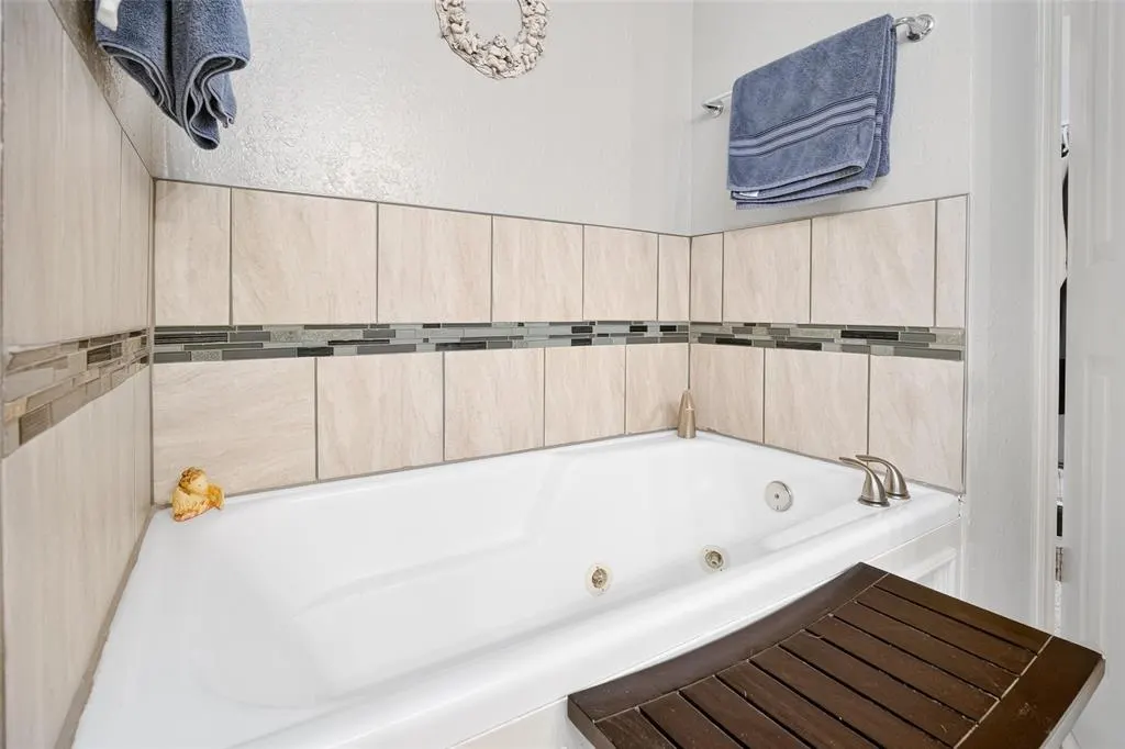 Photo 25 — 10100 Donna Court, Oklahoma City, OK 73162