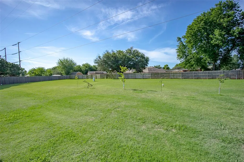 Photo 36 — 10100 Donna Court, Oklahoma City, OK 73162
