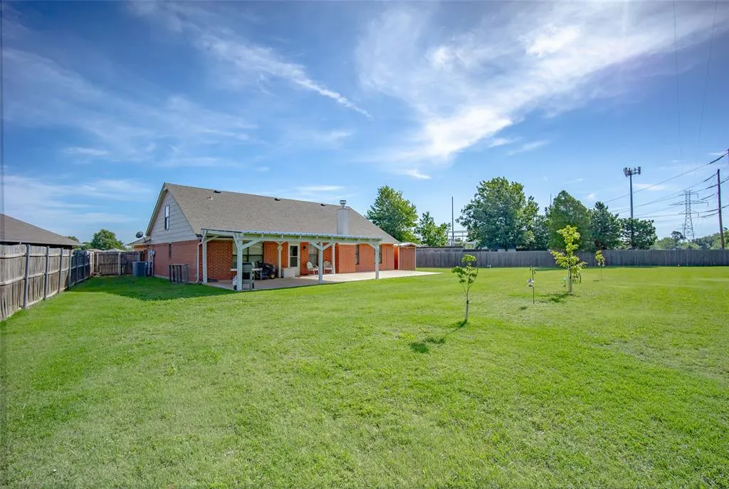 Photo 38 — 10100 Donna Court, Oklahoma City, OK 73162