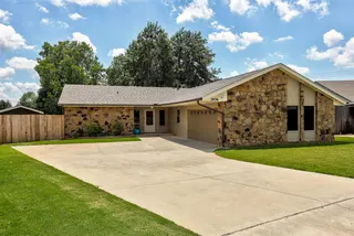 Sold home at 2436 SW 99th Street