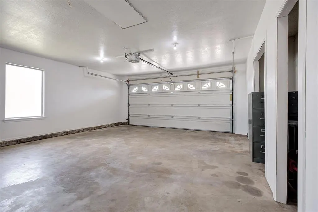 Photo 49 — 2436 SW 99th Street, Oklahoma City, OK 73159