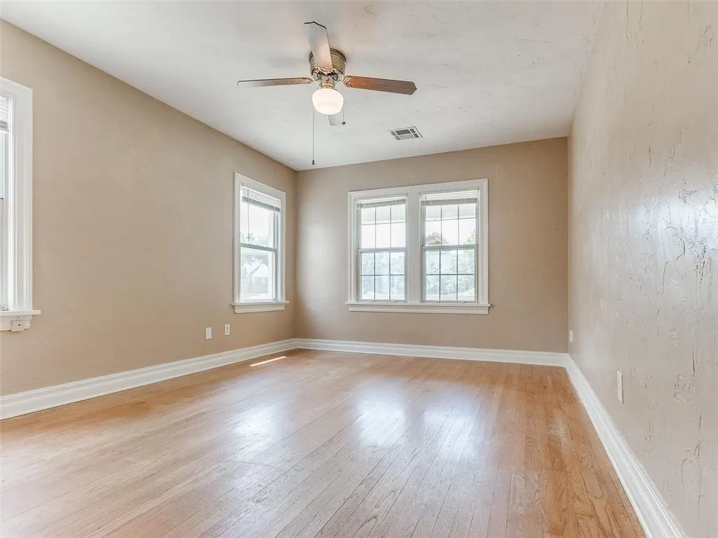 Photo 24 — 2305 NW 28th Street, Oklahoma City, OK 73107