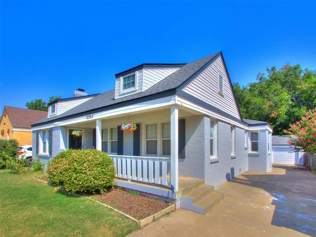 Front exterior — 2305 NW 28th Street, Oklahoma City, OK 73107