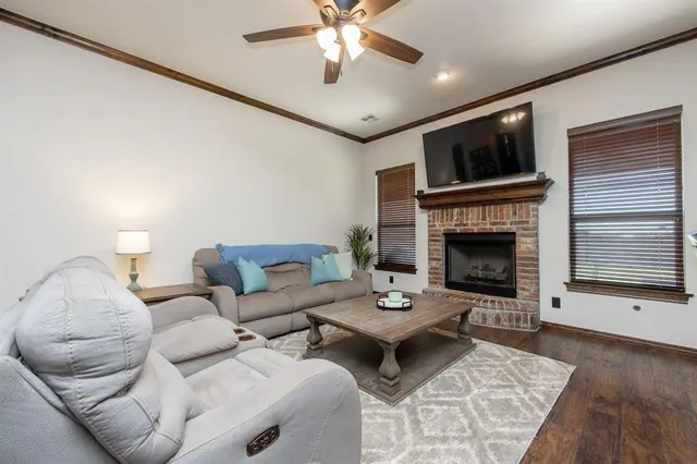 Photo 5 — 18121 Haslemere Lane, Edmond, OK 73012
