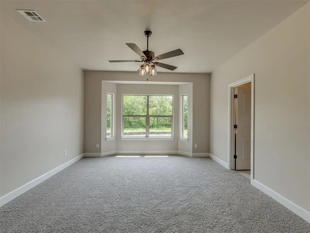 Photo 14 — 10200 Gentry Crossing, Oklahoma City, OK 73169