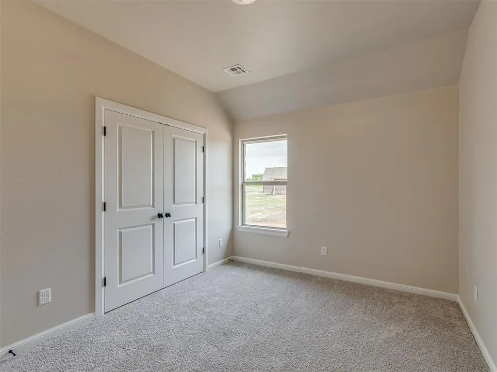 Photo 31 — 10200 Gentry Crossing, Oklahoma City, OK 73169