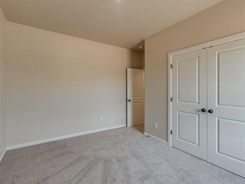Photo 32 — 10200 Gentry Crossing, Oklahoma City, OK 73169