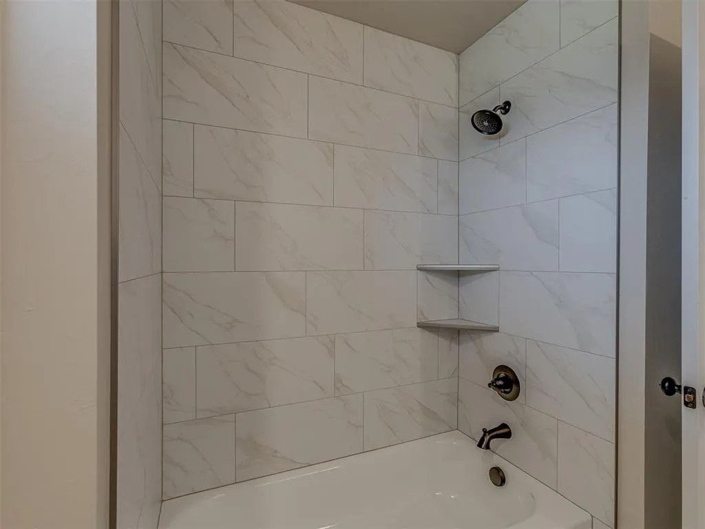 Photo 35 — 10200 Gentry Crossing, Oklahoma City, OK 73169