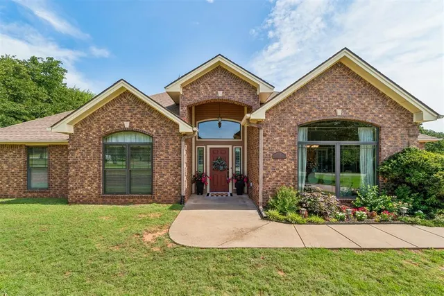 Photo 4 — 515 Freedom Road, Edmond, OK 73025