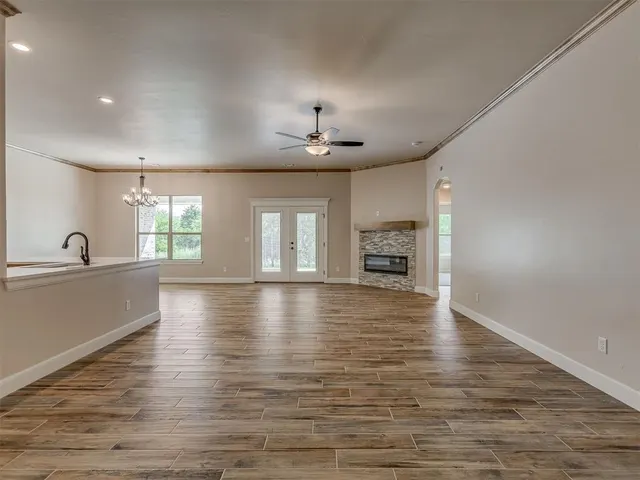 Photo 4 — 10016 Gentry Crossing, Oklahoma City, OK 73169