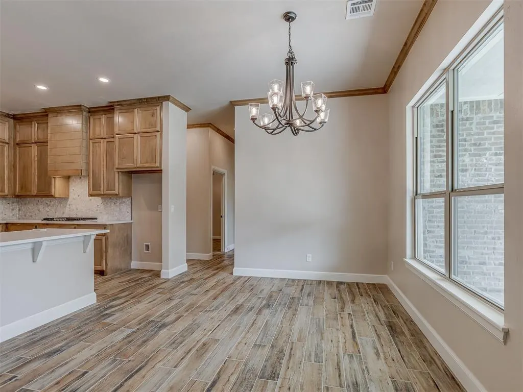 Photo 15 — 10016 Gentry Crossing, Oklahoma City, OK 73169