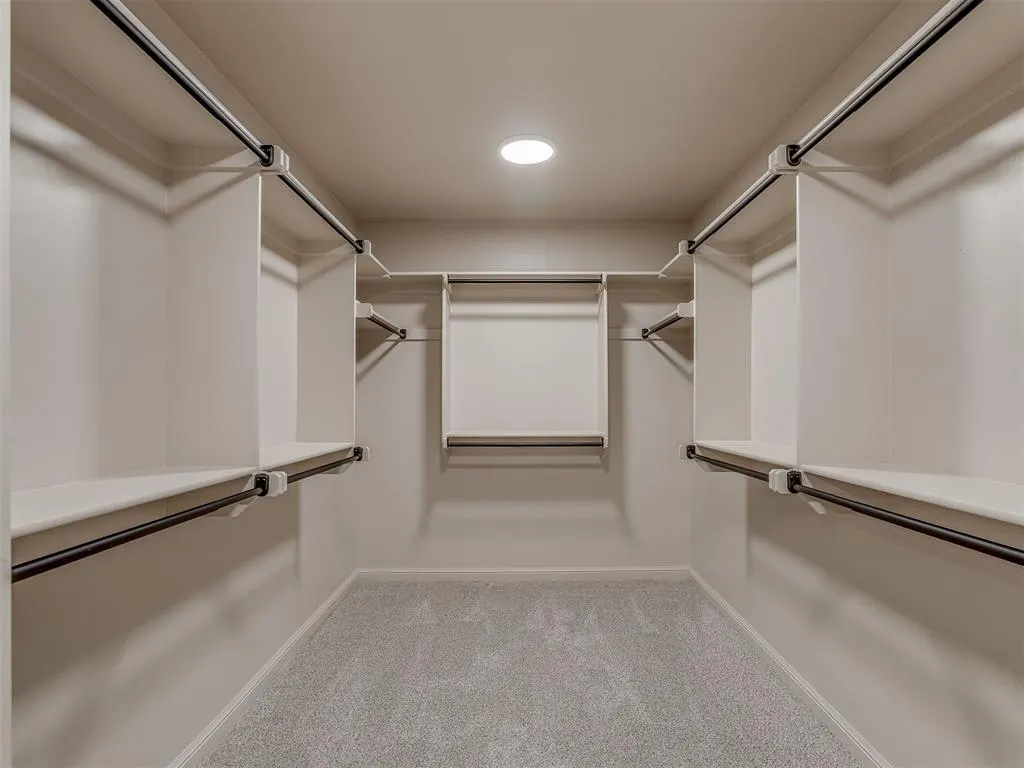 Photo 24 — 10016 Gentry Crossing, Oklahoma City, OK 73169