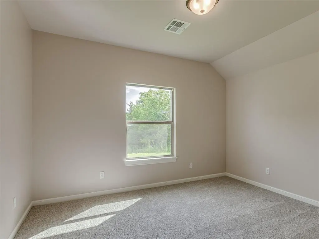 Photo 27 — 10016 Gentry Crossing, Oklahoma City, OK 73169