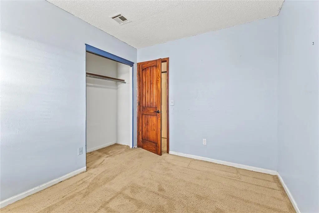 Photo 13 — 621 S 28th Street, Clinton, OK 73601