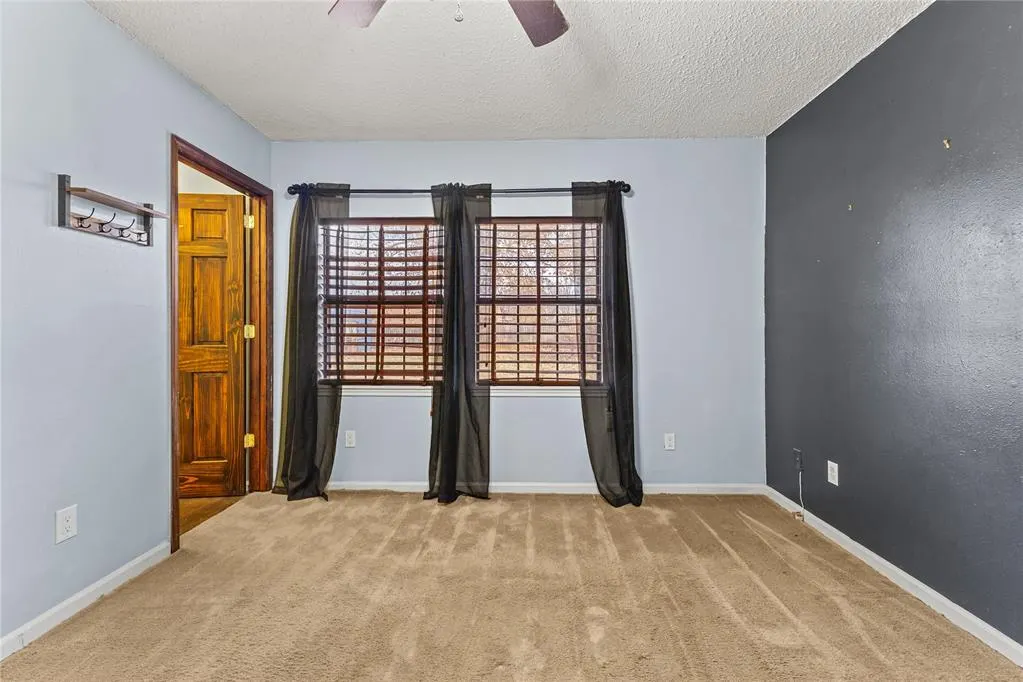 Photo 18 — 621 S 28th Street, Clinton, OK 73601
