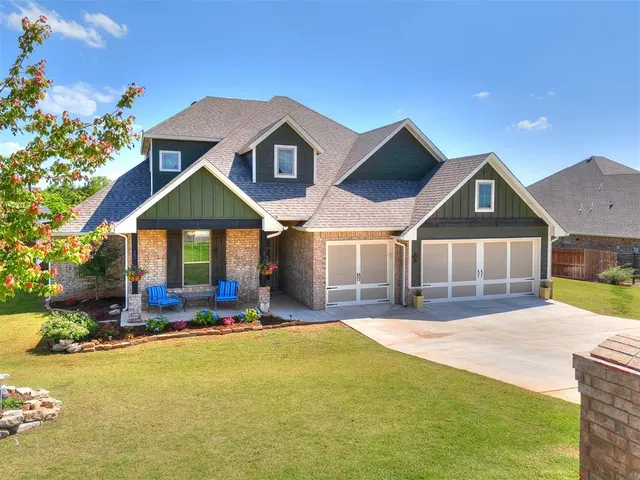 Photo 2 — 9565 Blue Bonnet Boulevard, Edmond, OK 73025