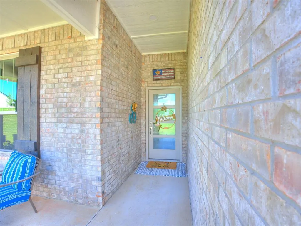 Photo 4 — 9565 Blue Bonnet Boulevard, Edmond, OK 73025