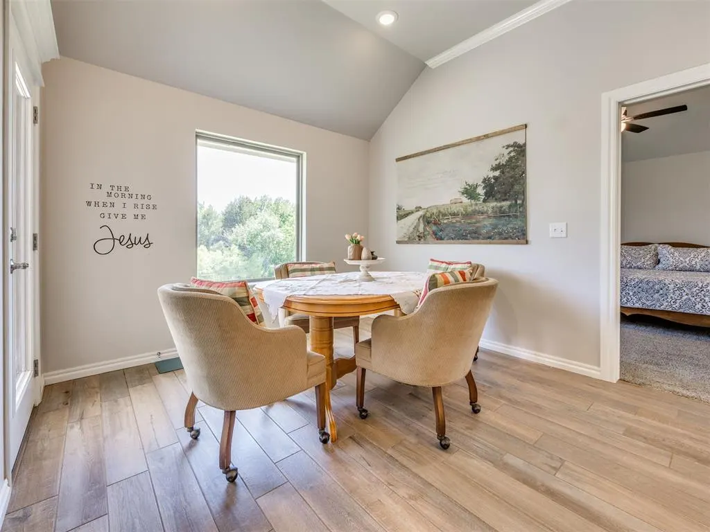 Photo 15 — 9565 Blue Bonnet Boulevard, Edmond, OK 73025