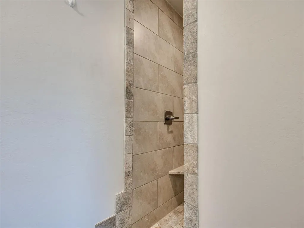Photo 19 — 9565 Blue Bonnet Boulevard, Edmond, OK 73025