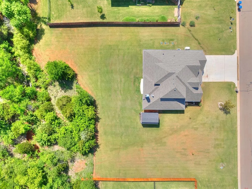 Photo 42 — 9565 Blue Bonnet Boulevard, Edmond, OK 73025