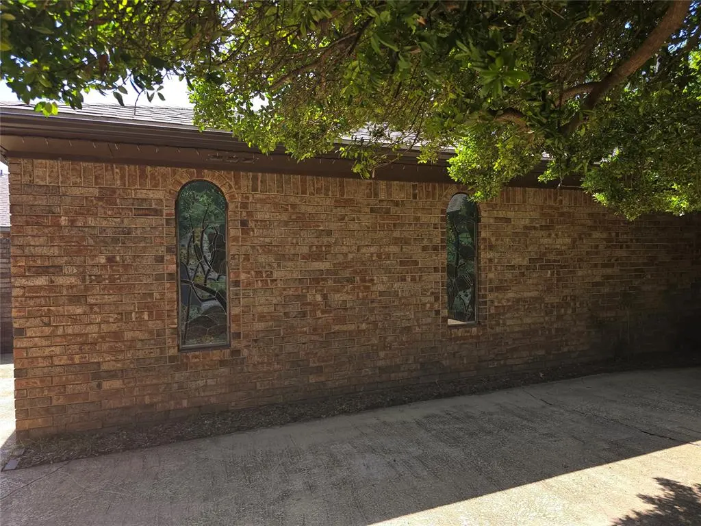 Photo 5 — 1324 SW 72nd Street, Oklahoma City, OK 73159