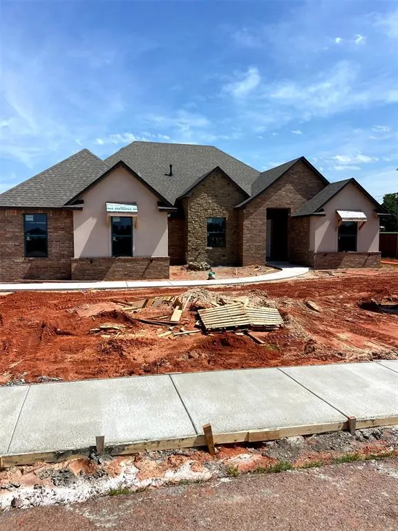 Front exterior — 109 W Duane Drive, Mustang, OK 73064
