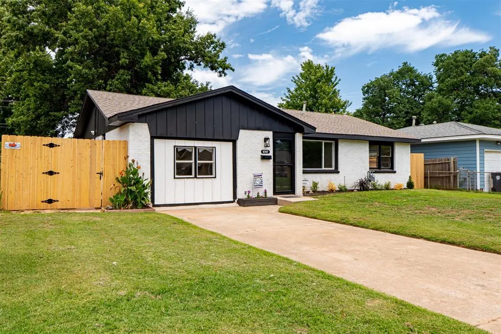 Photo 3 — 6707 NW 30th Terrace, Bethany, OK 73008
