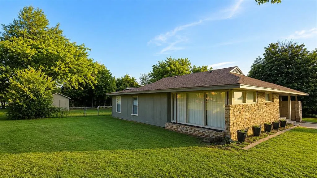 Photo 5 — 1706 Broadway Place, Ardmore, OK 73401
