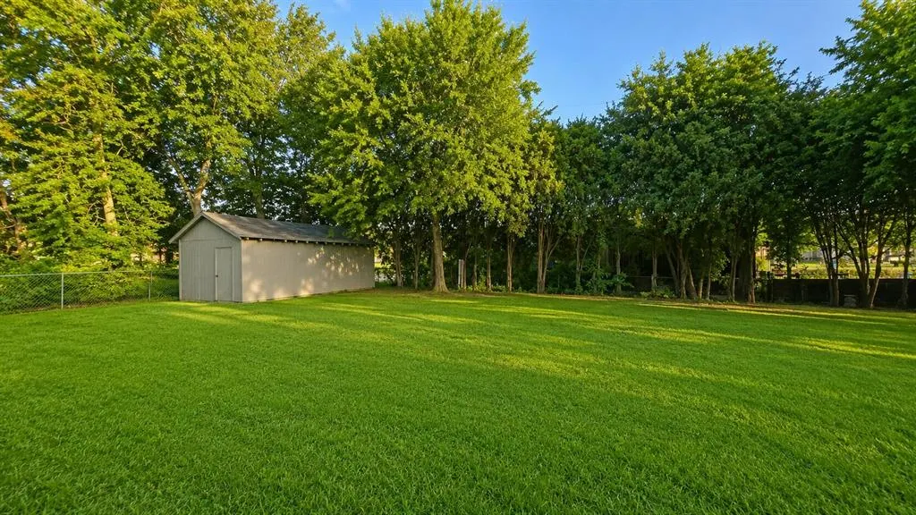 Photo 6 — 1706 Broadway Place, Ardmore, OK 73401